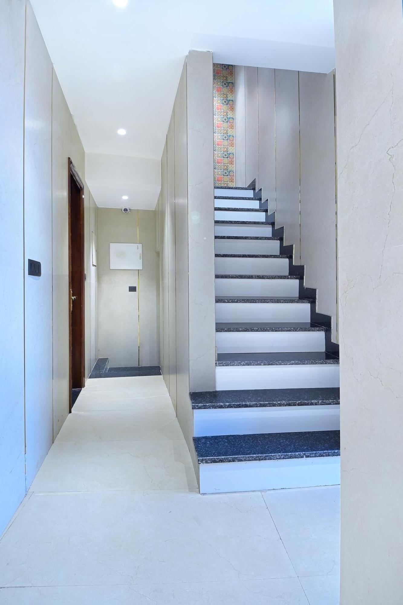 Hotel Nav Durga "2 Walking From New Delhi Railway Station" 외부 사진