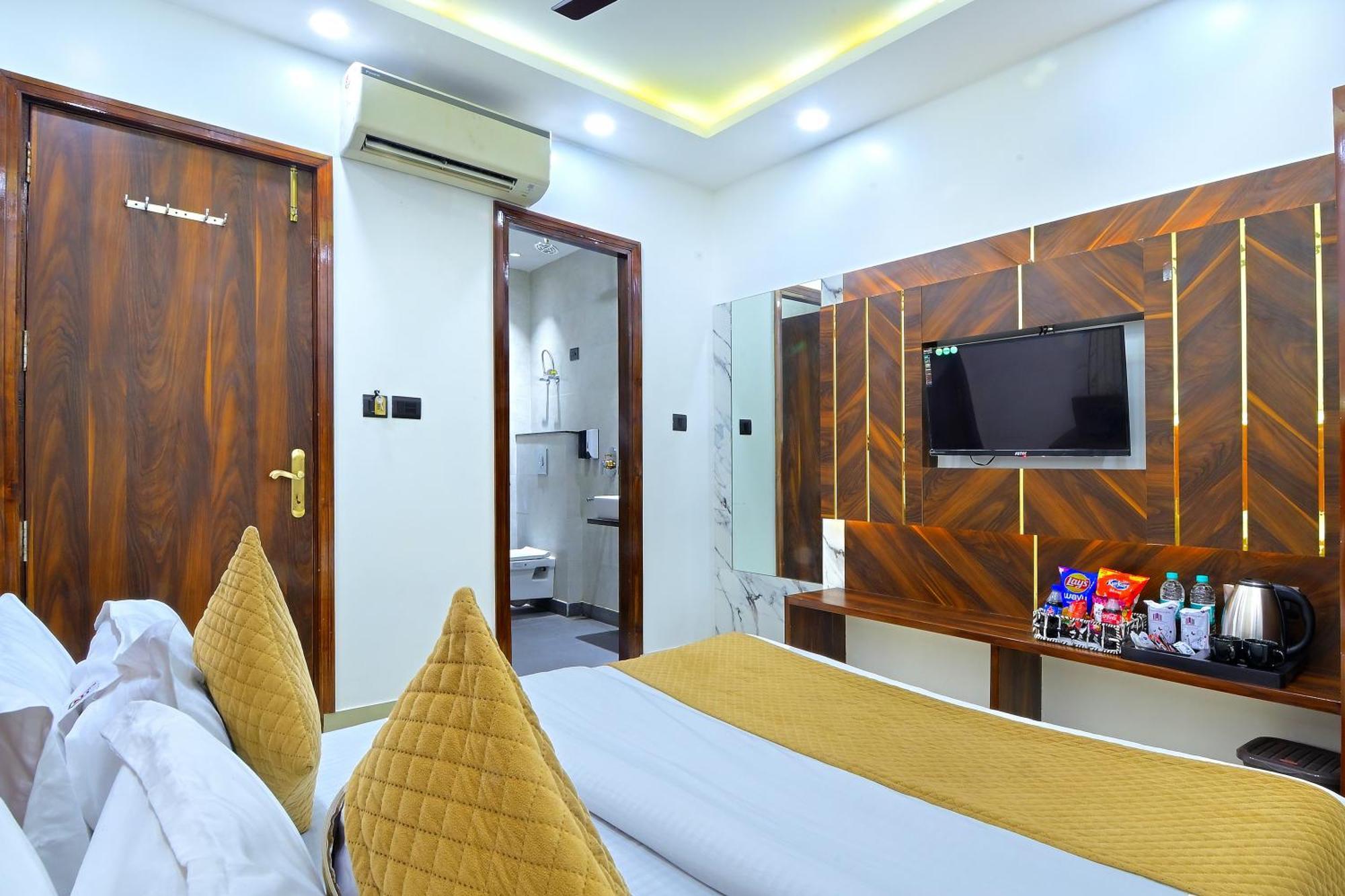 Hotel Nav Durga "2 Walking From New Delhi Railway Station" 외부 사진