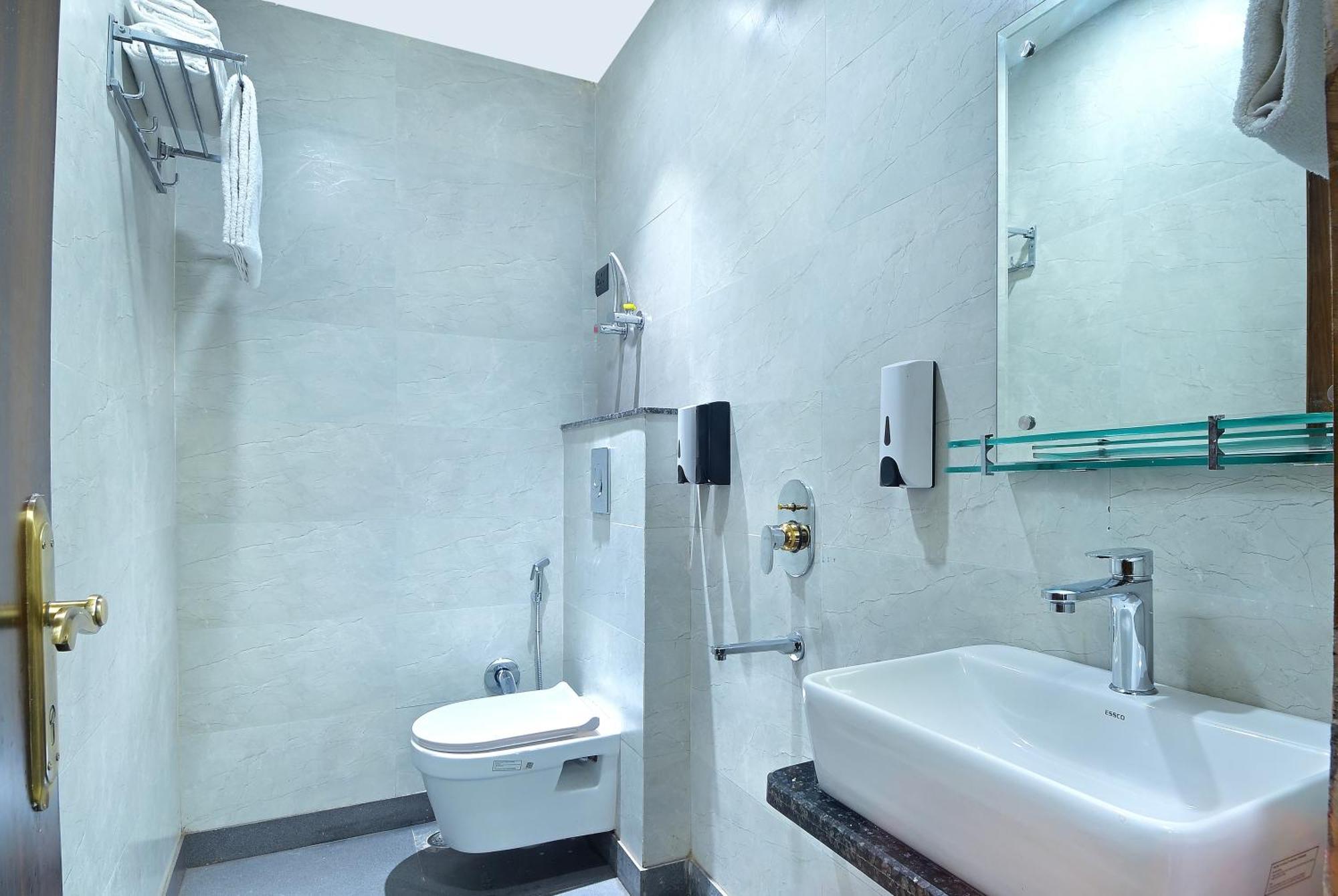 Hotel Nav Durga "2 Walking From New Delhi Railway Station" 외부 사진