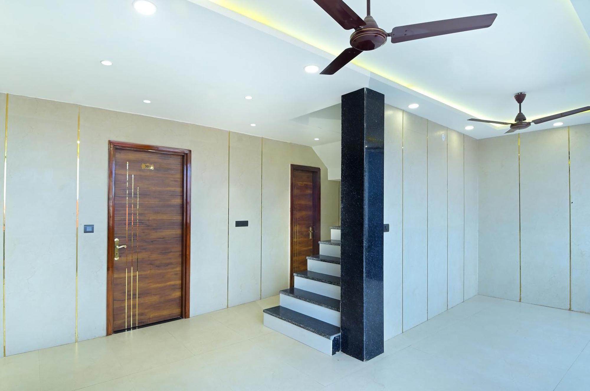 Hotel Nav Durga "2 Walking From New Delhi Railway Station" 외부 사진
