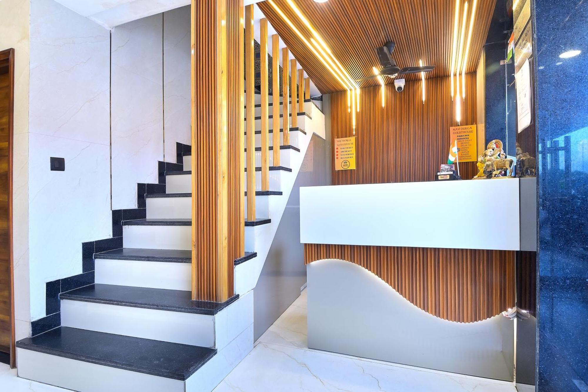 Hotel Nav Durga "2 Walking From New Delhi Railway Station" 외부 사진